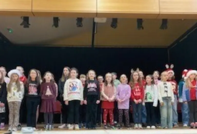 Apostolic Society Singing in the Hall